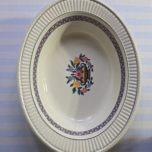 1922 Wedwood Serving Bowl Antique Ceramic In New Condition